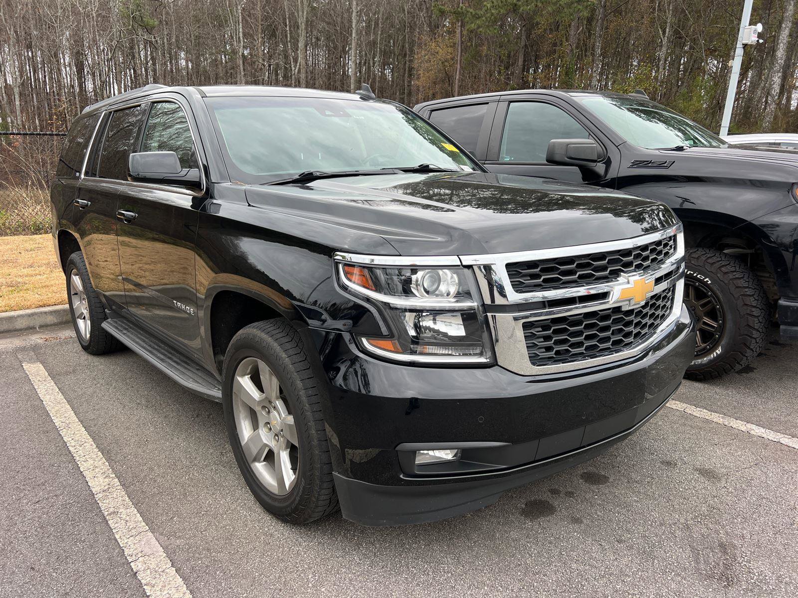Used 2019 Chevrolet Tahoe LT image 3