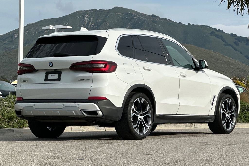 Used 2021 BMW X5 sDrive40i w/ Premium Package video 3