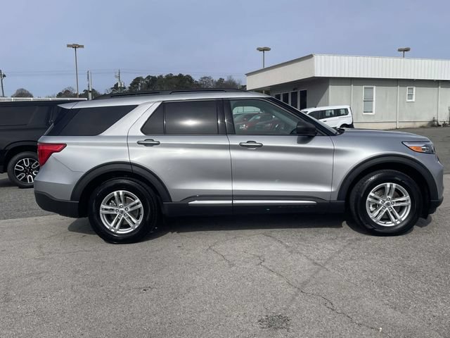 Used 2023 Ford Explorer XLT RWD video 2