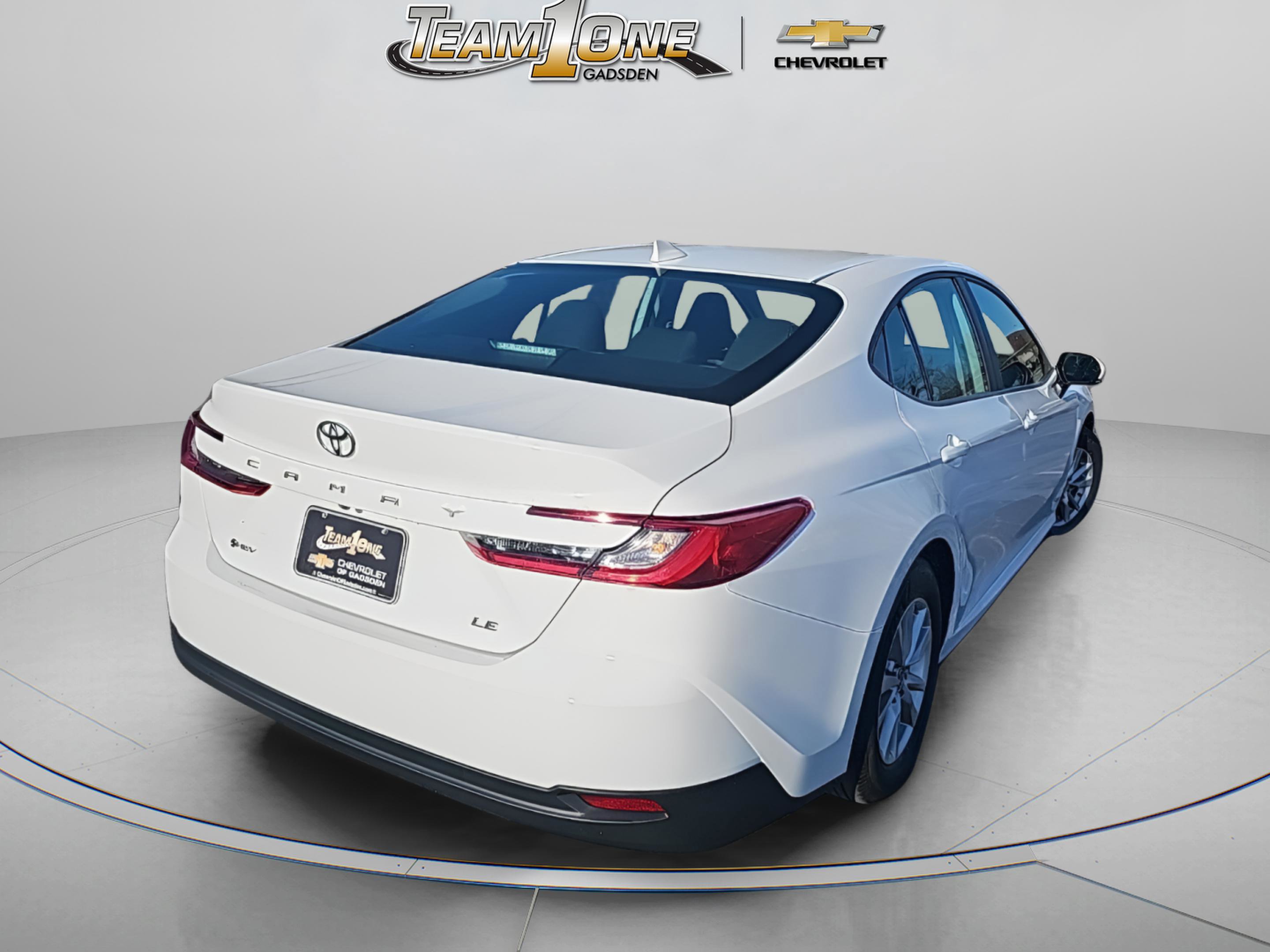Used 2025 Toyota Camry LE image 8