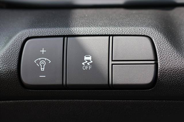 New 2026 Hyundai Elantra Limited FWD image 13