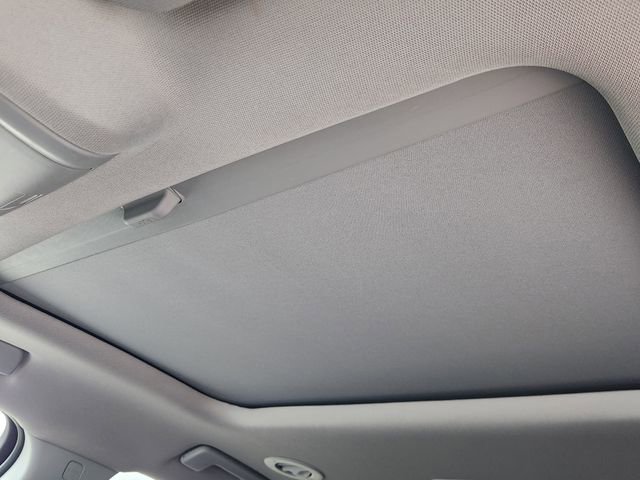 Used 2023 GMC Acadia SLE w/ Driver Convenience Package image 25