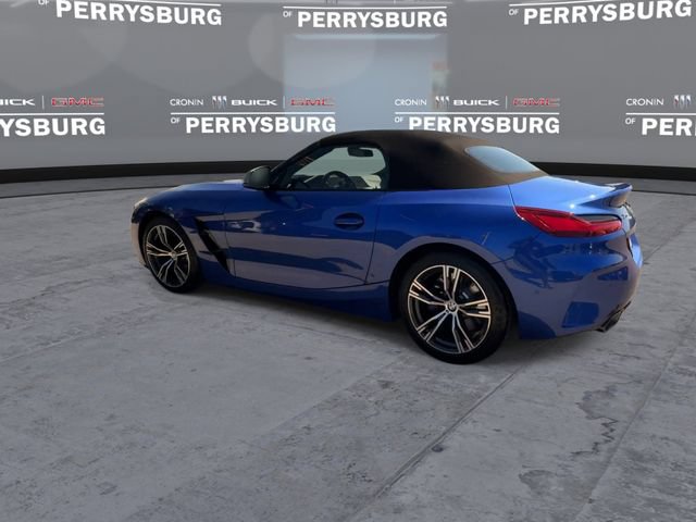 Used 2024 BMW Z4 M40i w/ Premium Package RWD image 5