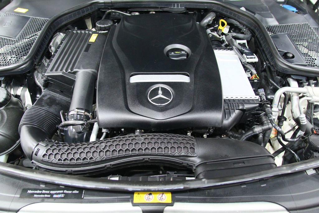 Certified 2016 Mercedes-Benz C 300 4MATIC Sedan image 30