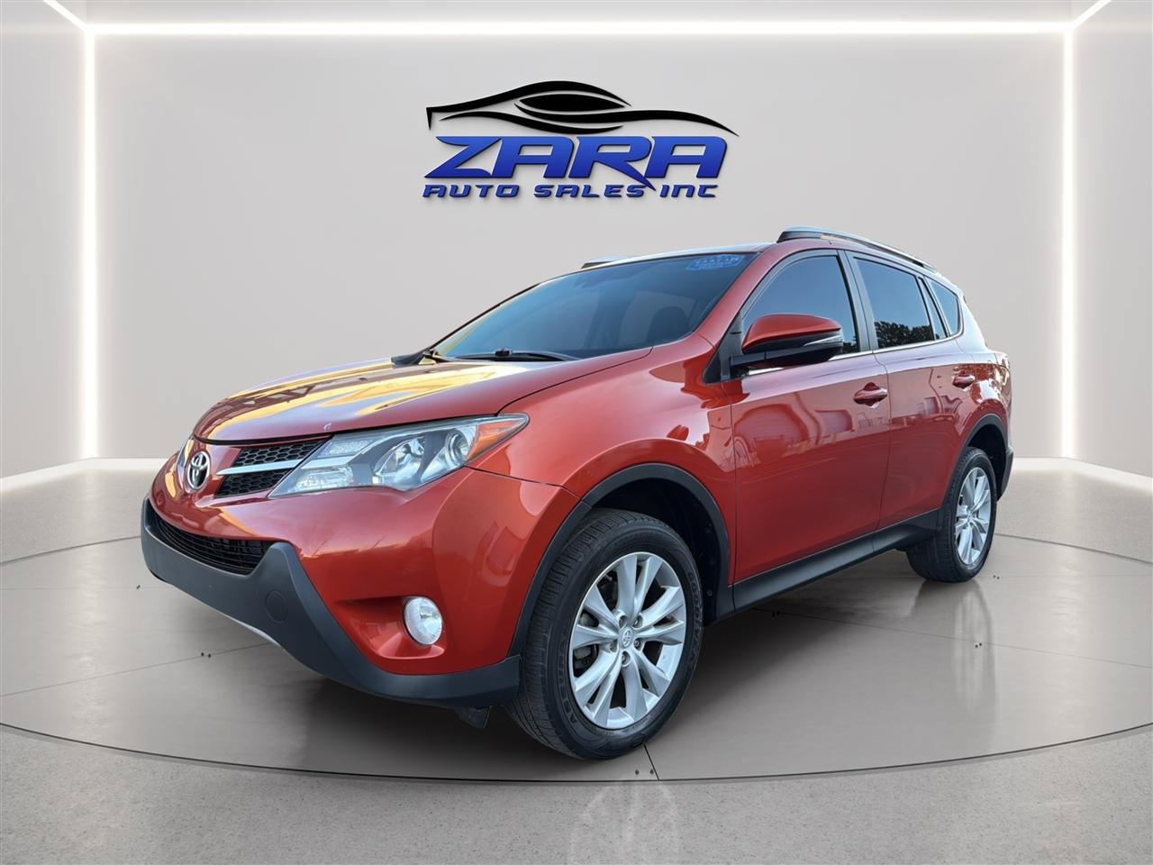 Used 2015 Toyota RAV4 Limited w/ Technology Package AWD/4WD image 3