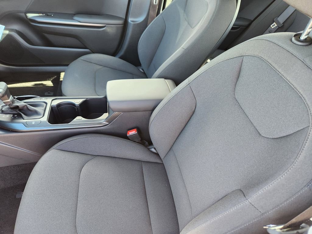 New 2026 Kia K4 LXS image 8