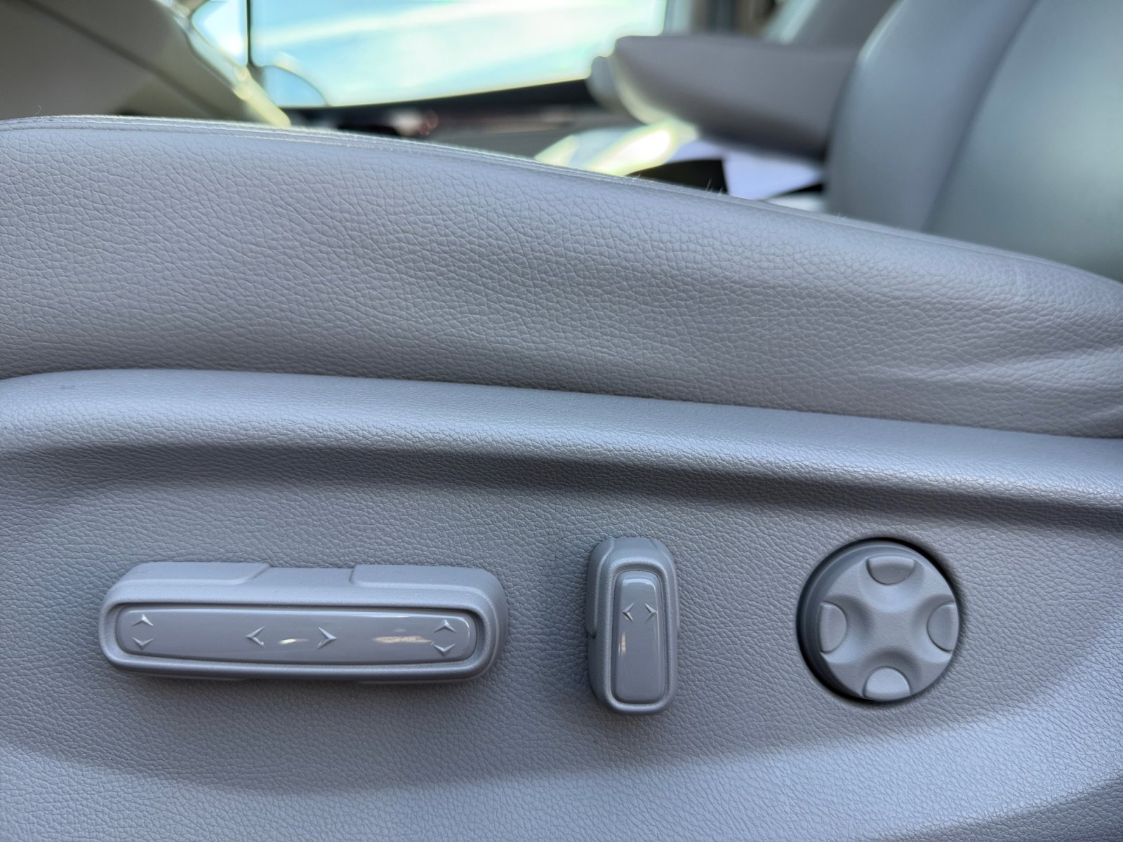 Used 2024 Honda Odyssey Touring image 14