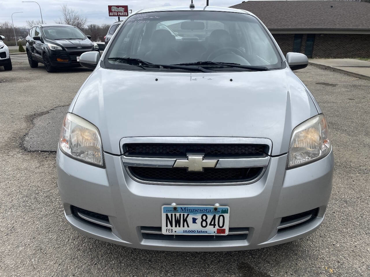 Used 2010 Chevrolet Aveo LT w/ Power and Convenience Package image 3