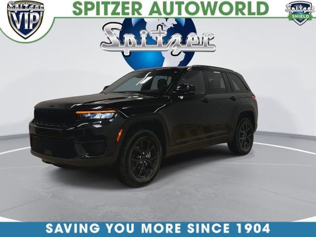 Used 2024 Jeep Grand Cherokee Altitude image 6