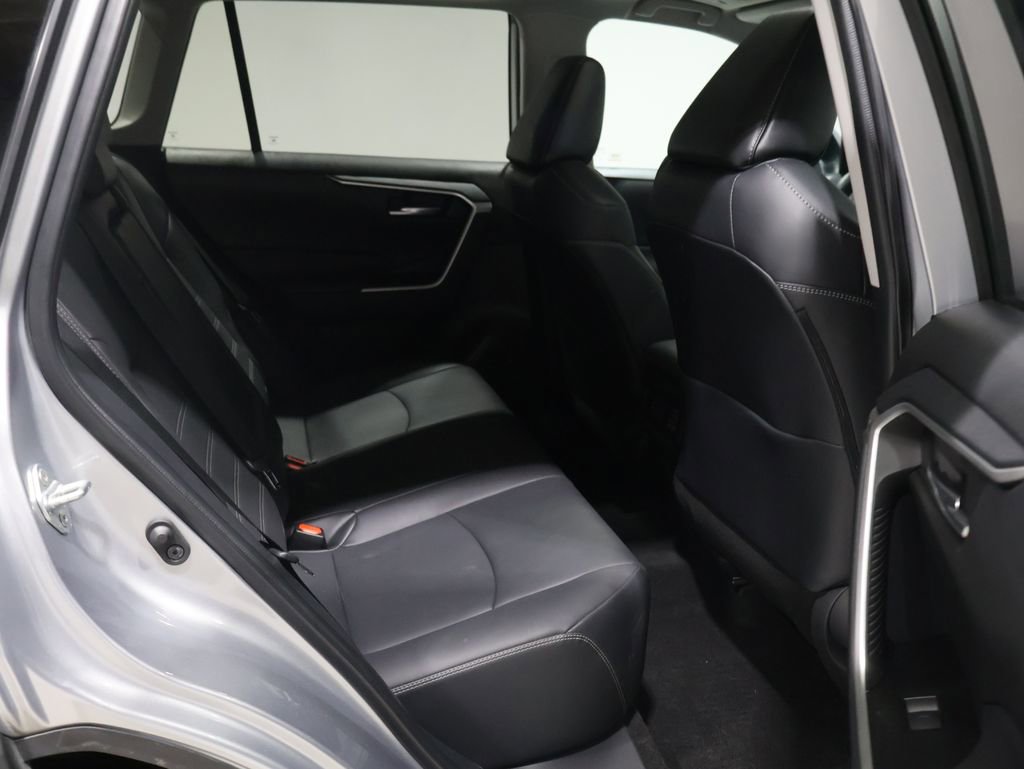 Used 2023 Toyota RAV4 XLE Premium image 20