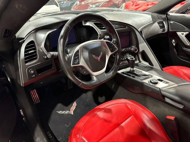 Used 2019 Chevrolet Corvette Stingray Coupe w/ Carbon Flash Badge Package RWD image 10
