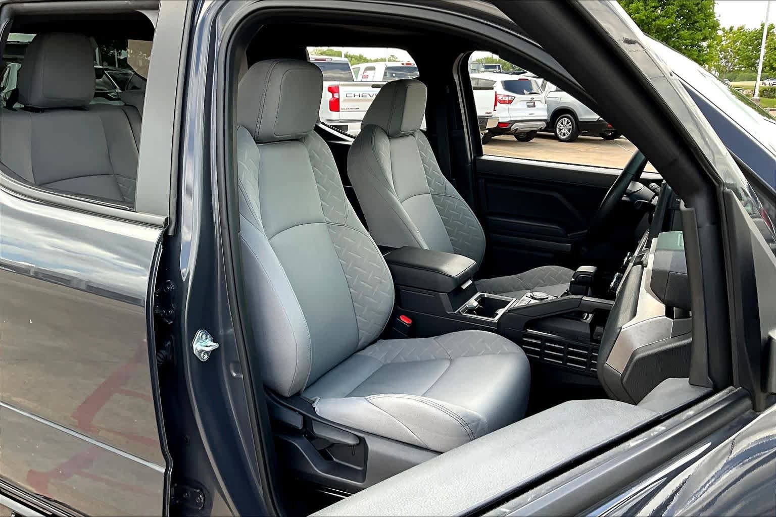 Certified 2025 Toyota Tacoma SR5 RWD image 9