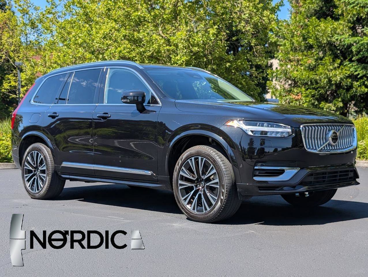 Used 2023 Volvo XC90 T8 Plus AWD/4WD image 1