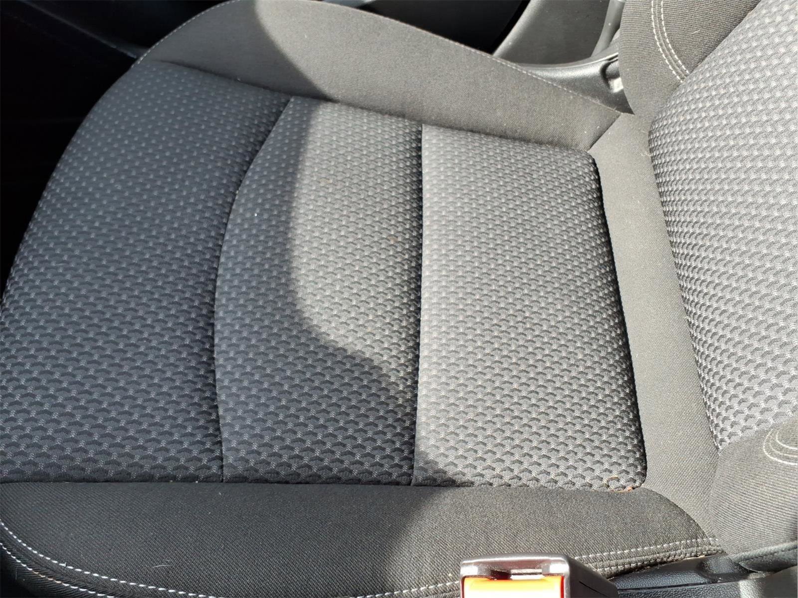 Used 2023 GMC Terrain SLE w/ Driver Convenience Package FWD image 25