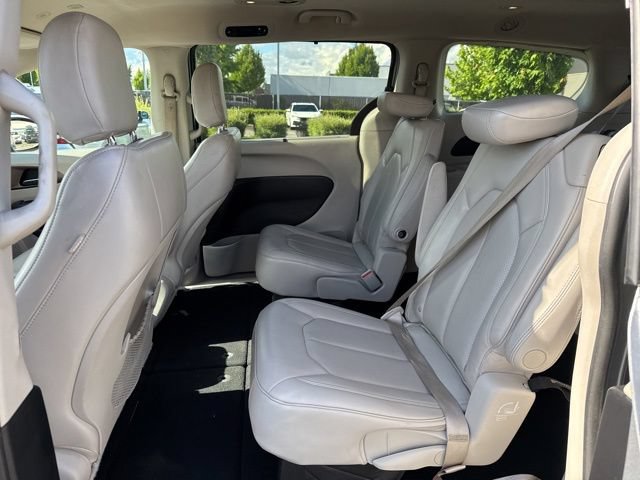 Used 2021 Chrysler Voyager Lxi FWD image 13