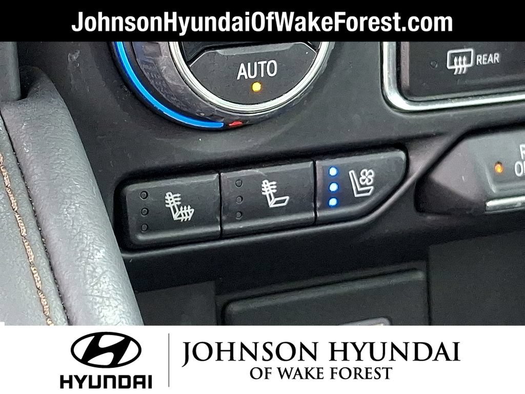 Used 2023 Chevrolet Tahoe High Country w/ Advanced Technology Package AWD/4WD image 11