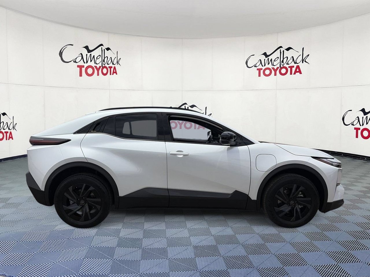 New 2026 Toyota C-HR w/ Cold Weather Package AWD/4WD image 9