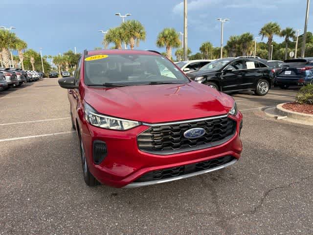Used 2023 Ford Escape ST-Line AWD/4WD image 8