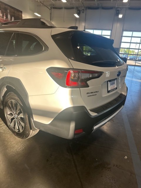 New 2025 Subaru Outback Touring w/ Popular Package #2 image 46