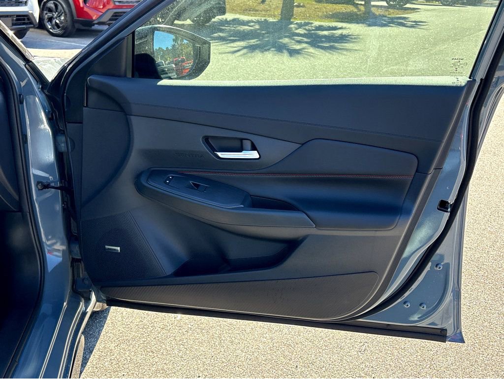 New 2026 Nissan Sentra SR w/ Floor Mat Package FWD image 10