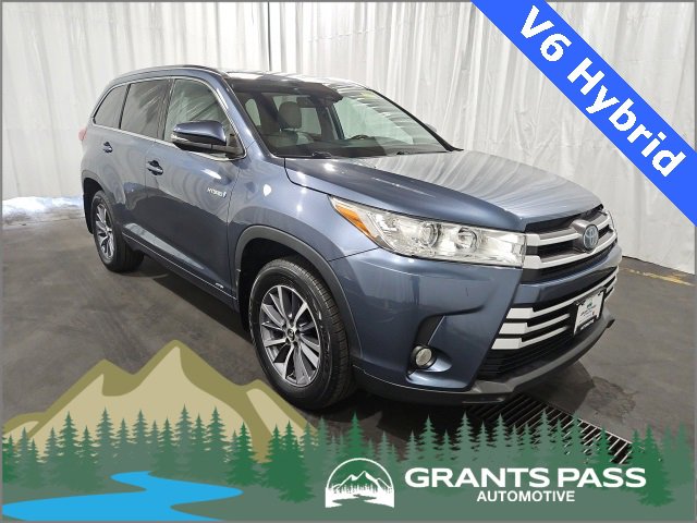 Used 2018 Toyota Highlander XLE