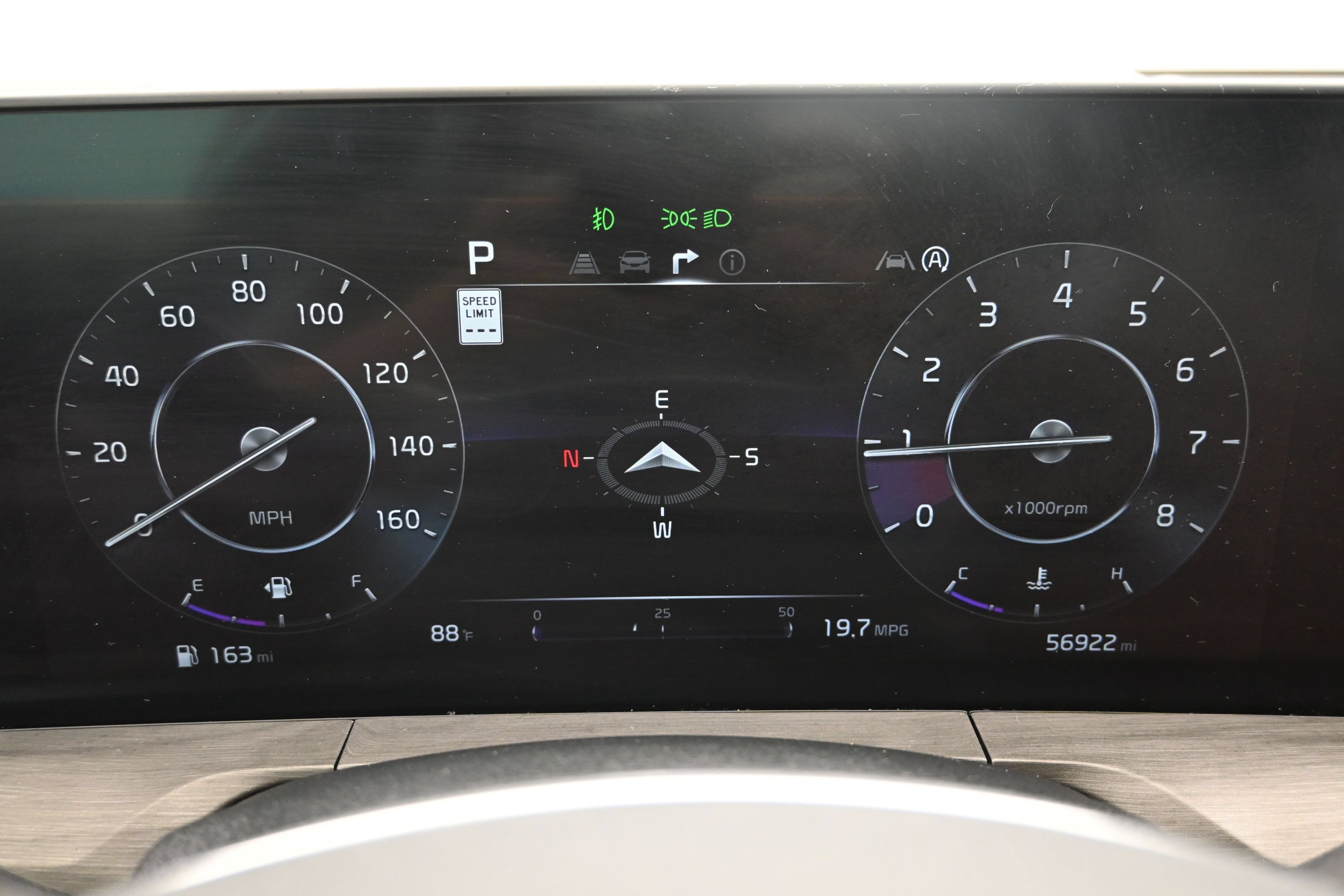 Used 2024 Kia Telluride SX X-Line AWD/4WD image 14
