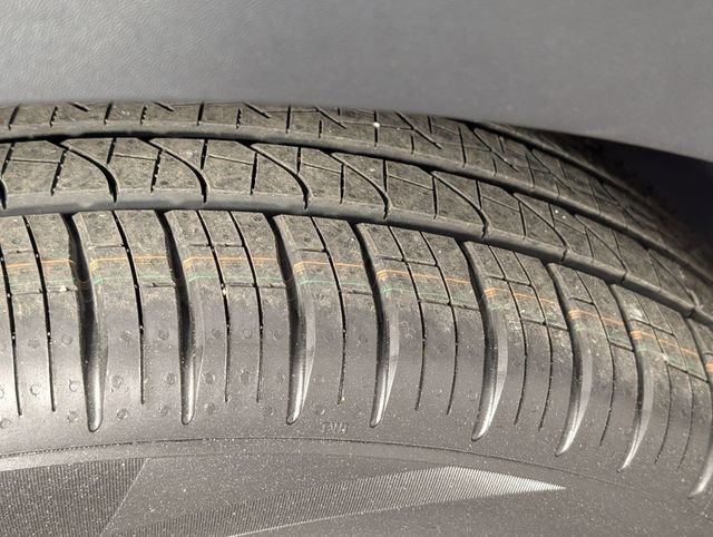 Used 2025 Kia Telluride S AWD/4WD image 9