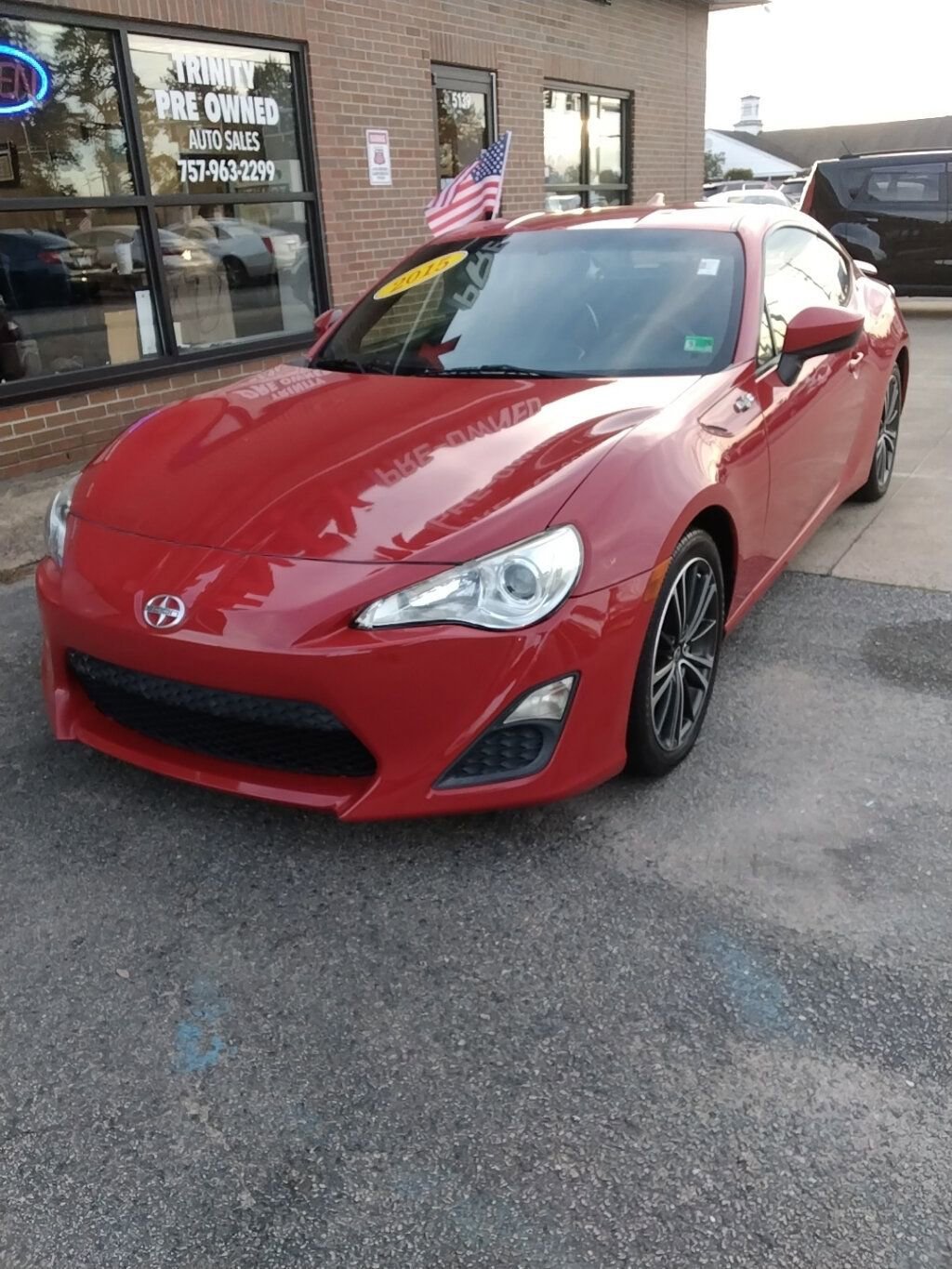 Used 2015 Scion FR-S image 1