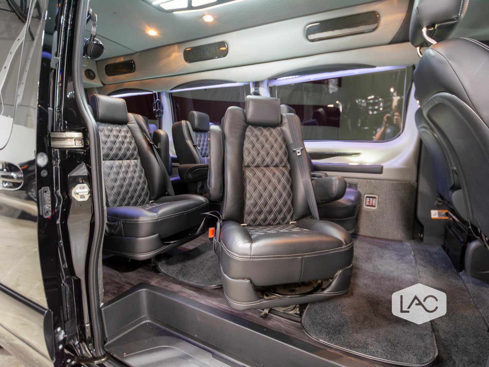 Used 2022 Mercedes-Benz Sprinter 2500 image 4