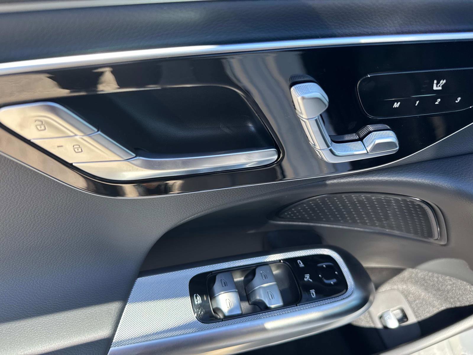 New 2025 Mercedes-Benz E 450 4MATIC Sedan image 16