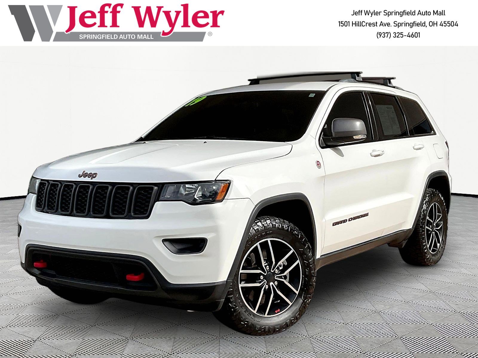 Used 2019 Jeep Grand Cherokee Trailhawk AWD/4WD image 1