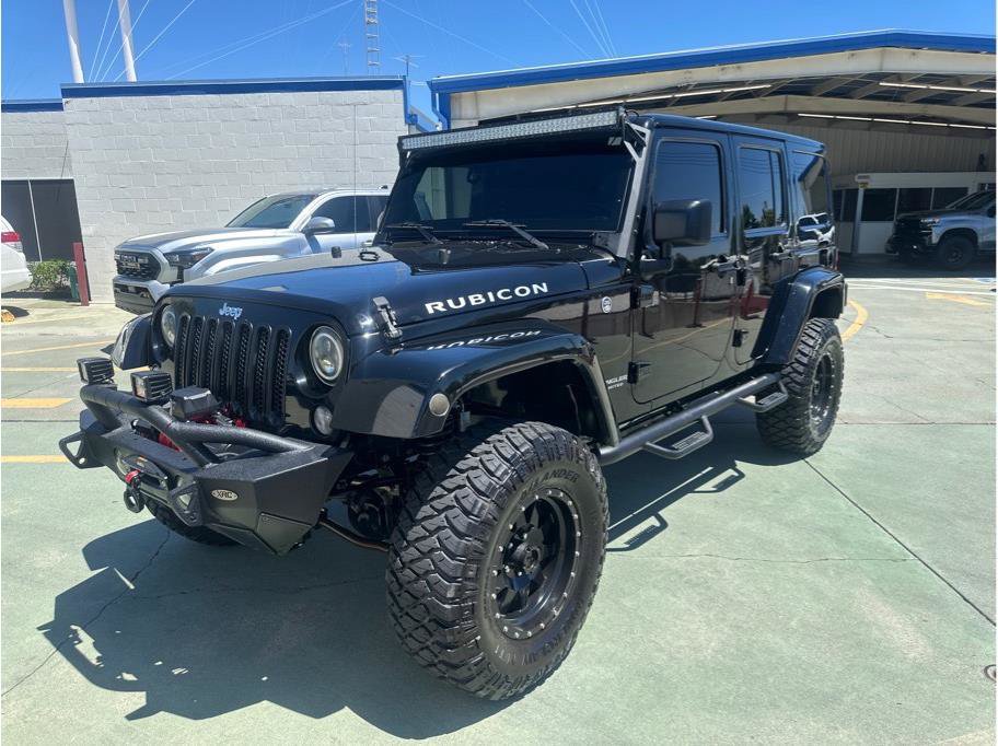 Used 2016 Jeep Wrangler Unlimited Rubicon w/ Connectivity Group AWD/4WD image 2