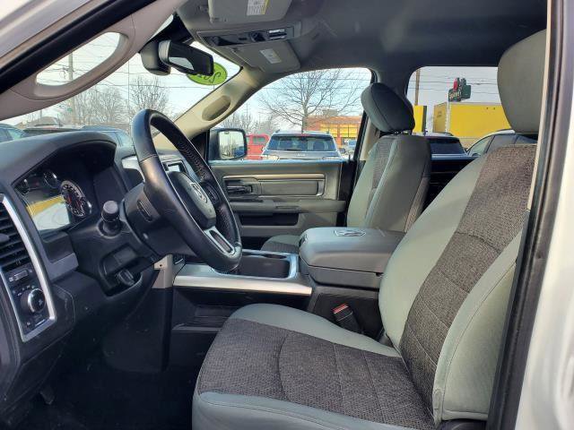 Used 2018 RAM 1500 SLT image 5