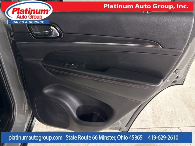 Used 2021 Jeep Grand Cherokee Trailhawk w/ Trailhawk Luxury Group AWD/4WD image 38