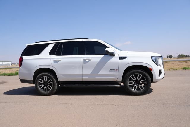 Used 2024 GMC Yukon AT4 w/ Technology Package AWD/4WD image 6