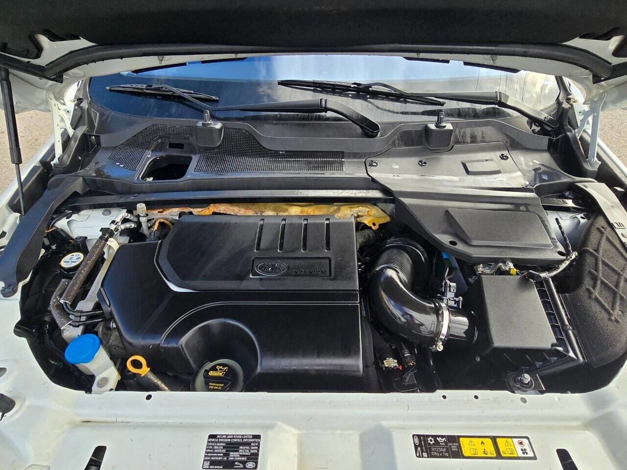 Used 2019 Land Rover Discovery Sport HSE image 33