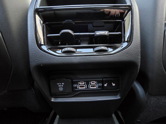 New 2025 Jeep Grand Cherokee Limited image 13