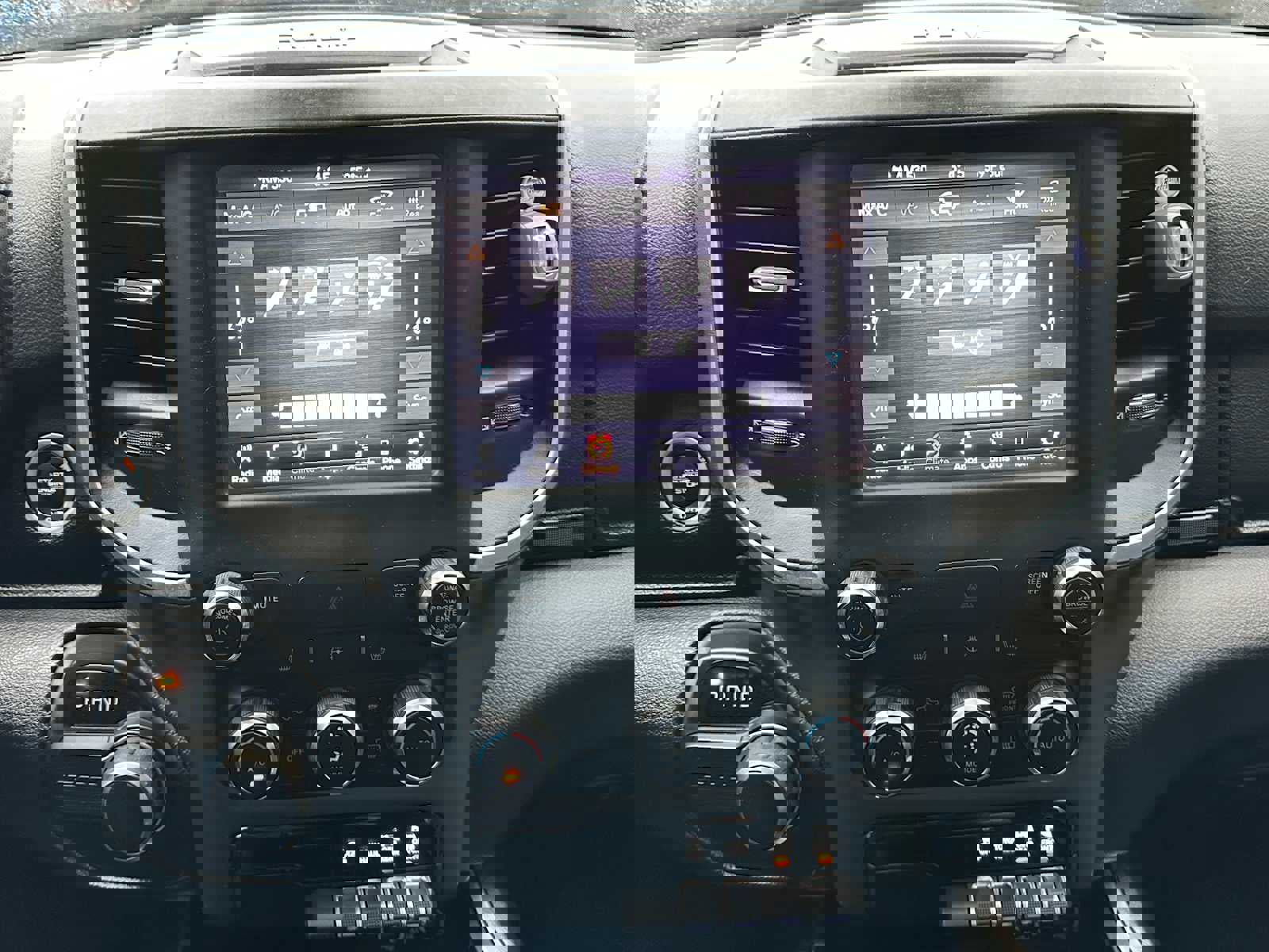 Used 2020 RAM 1500 Big Horn image 25