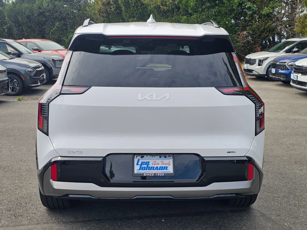 New 2026 Kia EV9 GT-Line image 6