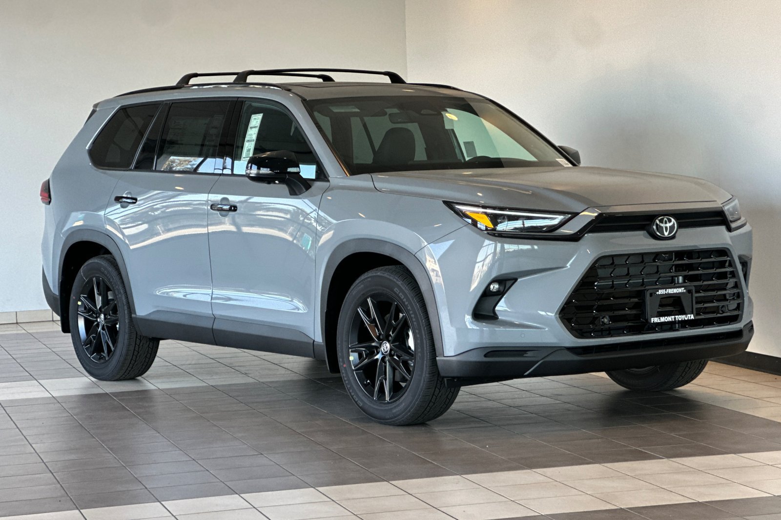 New 2026 Toyota Grand Highlander AWD Hybrid image 2