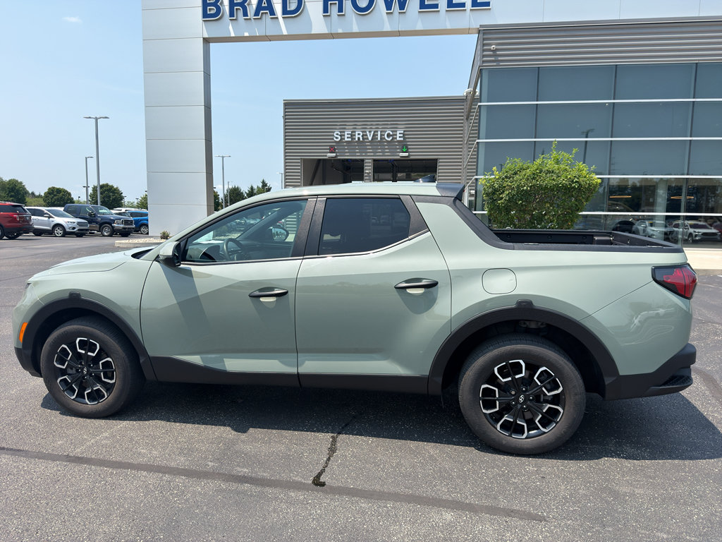 Used 2023 Hyundai Santa Cruz SEL AWD/4WD image 10
