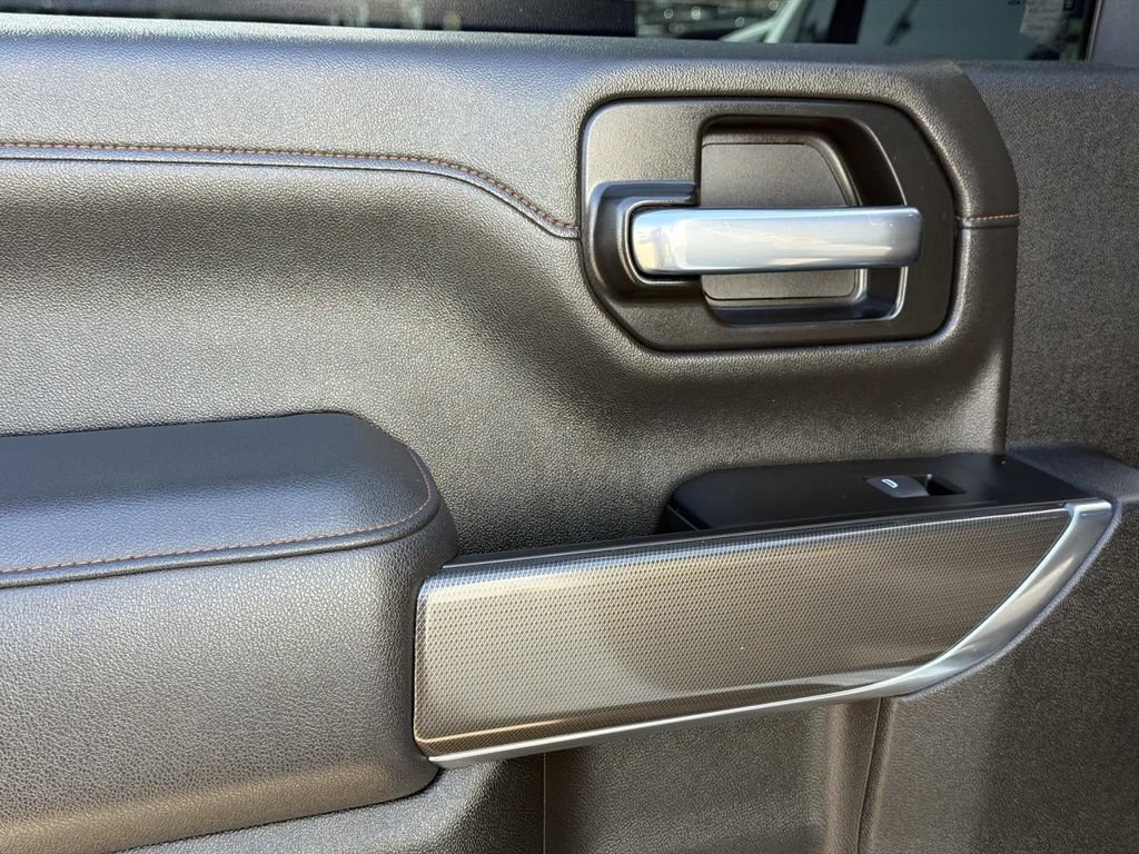 Used 2022 GMC Sierra 2500 AT4 w/ AT4 Preferred Package AWD/4WD image 20