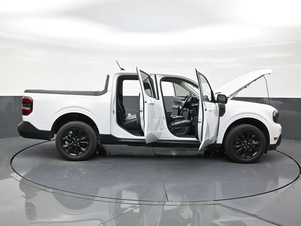 Used 2024 Ford Maverick Lariat w/ Black Appearance Package FWD image 29