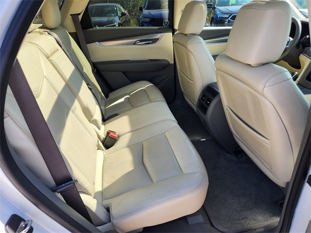 Used 2017 Cadillac XT5 Luxury w/ Driver Awareness Package image 15