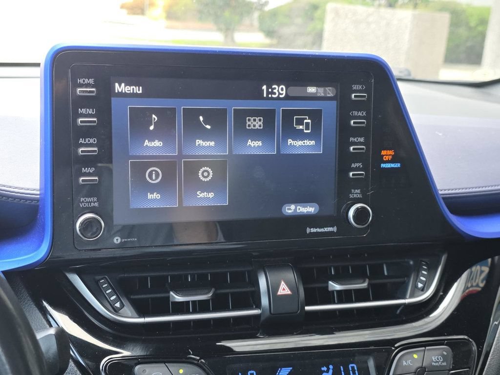 Used 2021 Toyota C-HR XLE FWD image 12