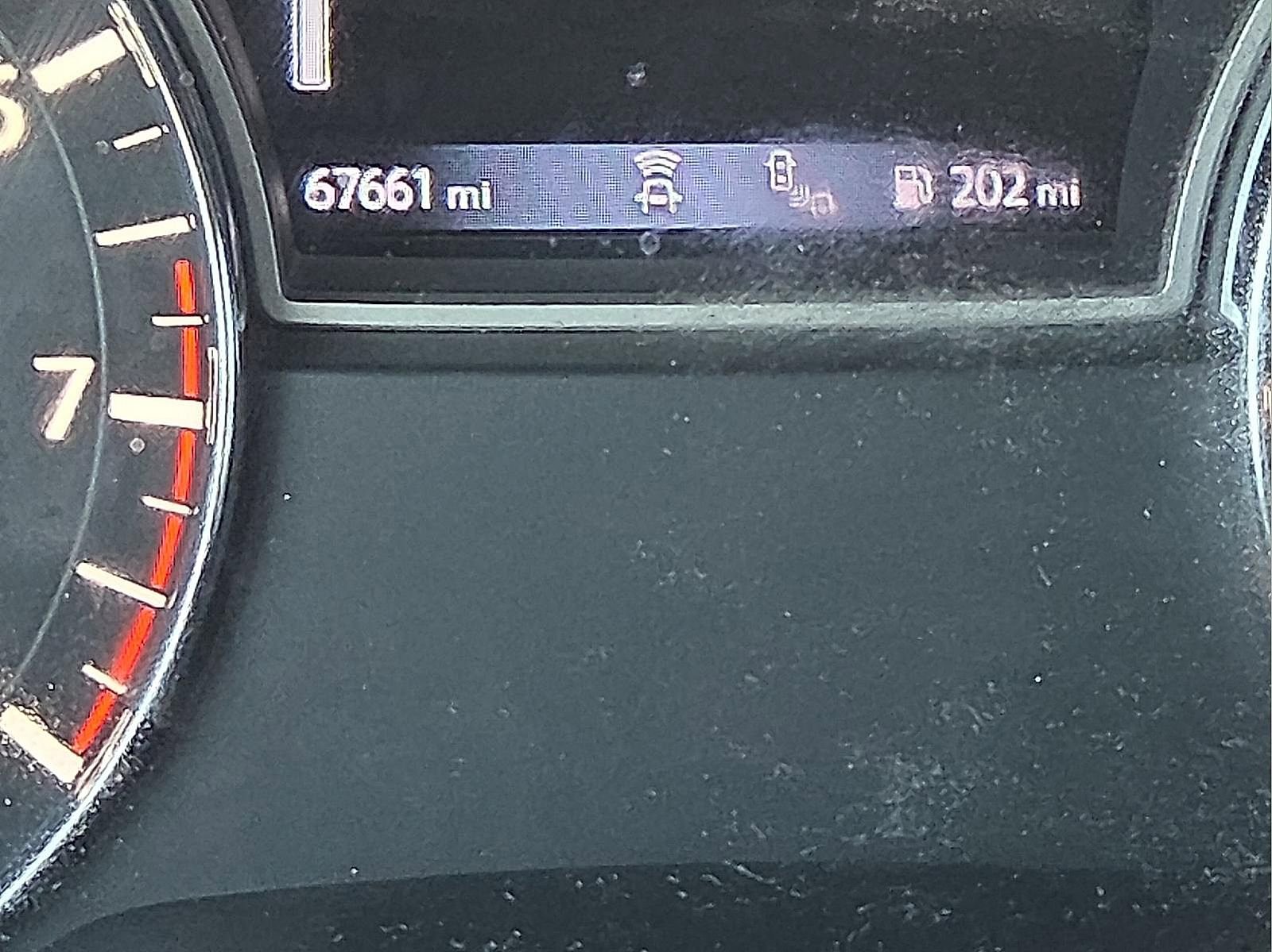 Used 2019 Nissan Pathfinder SV image 23