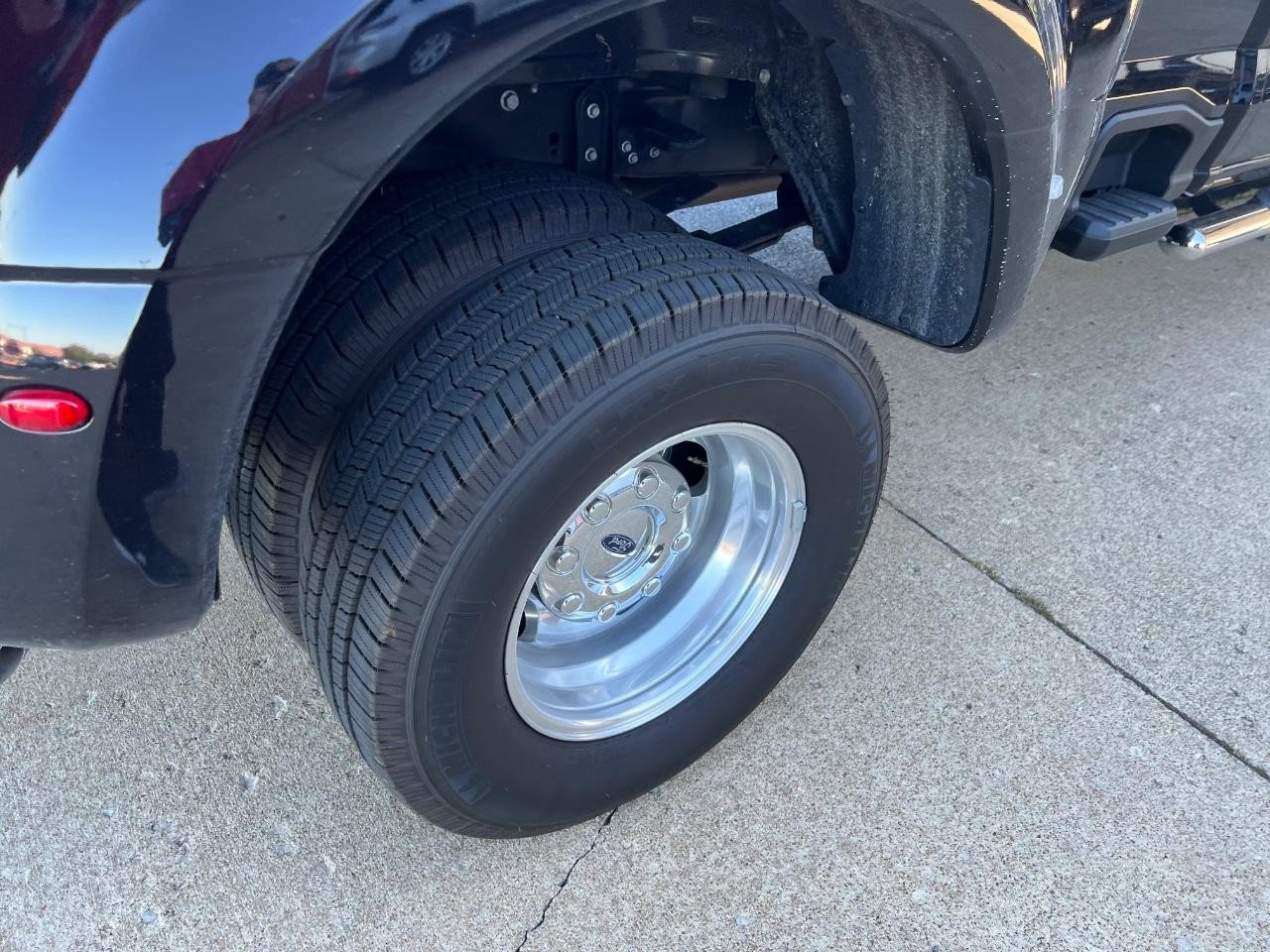 Used 2025 Ford F350 XL w/ XL Driver Assist Package image 10