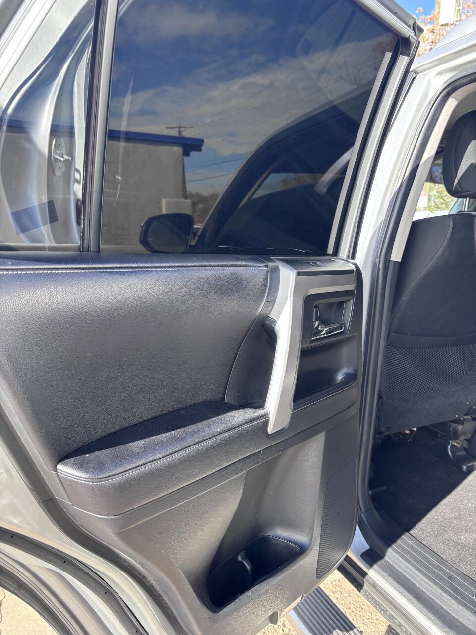 Used 2017 Toyota 4Runner SR5 image 23