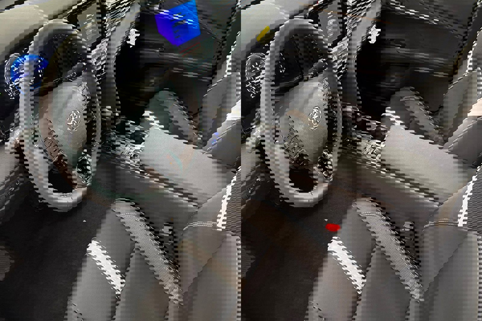 New 2026 Toyota Camry SE FWD image 10