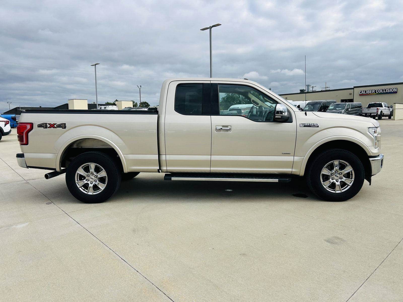 Used 2017 Ford F150 Lariat w/ Equipment Group 502A Luxury AWD/4WD image 40